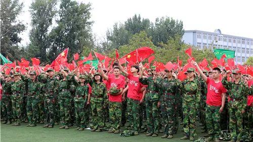 离别30多年的堂兄弟终于团圆了